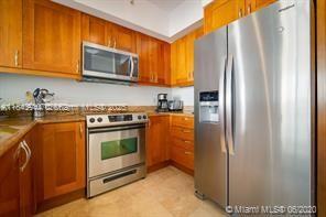 Building Photo - 1755 E Hallandale Beach Blvd