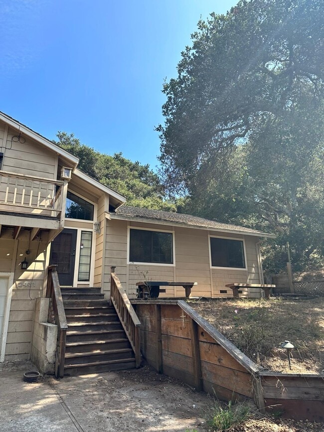 Building Photo - 2431 Rifle Range Dr