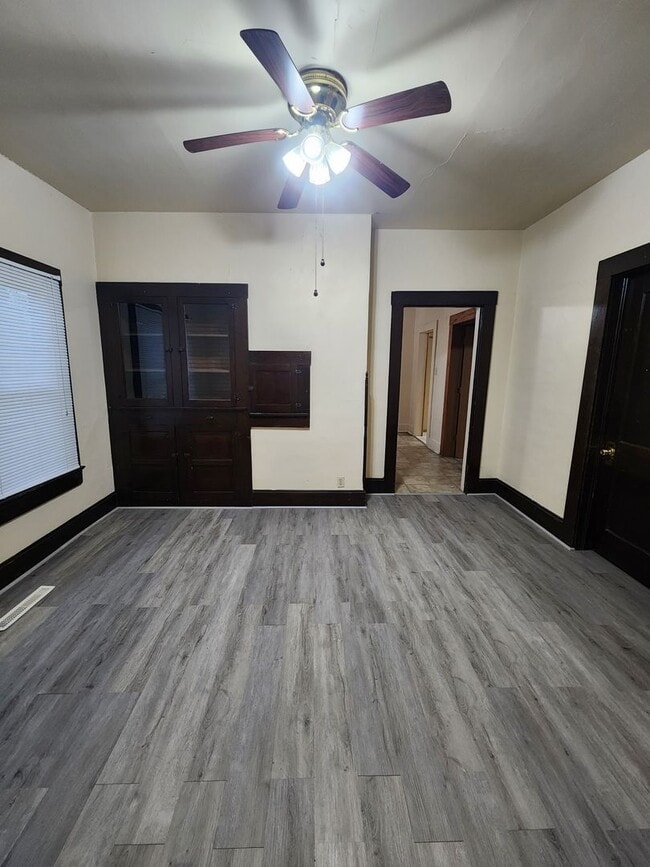 Building Photo - 1525 2nd St