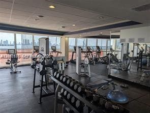 Building Photo - 1900 Sunset Harbour Dr