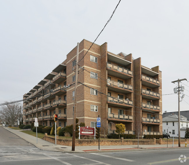 Primary Photo - Tiffany Apartments