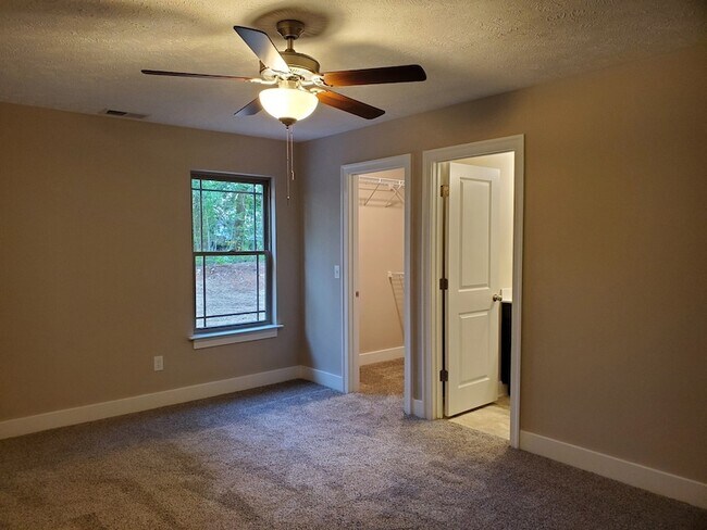 Building Photo - 2853 Vly Farms Dr