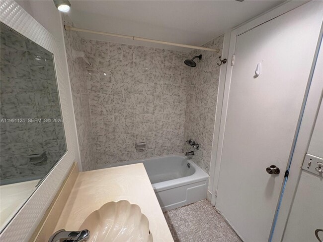 Building Photo - 2750 NE 183rd St