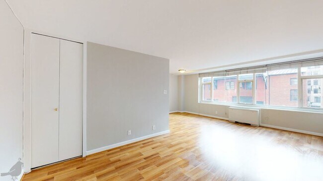 Building Photo - 1545 18th St NW