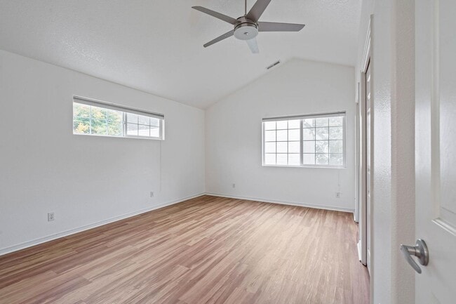 Building Photo - Unique 3-bdrm/2.5-bath duplex w/ A/C—Priva...