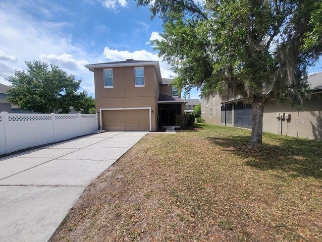 Building Photo - 10418 Fenceline Rd