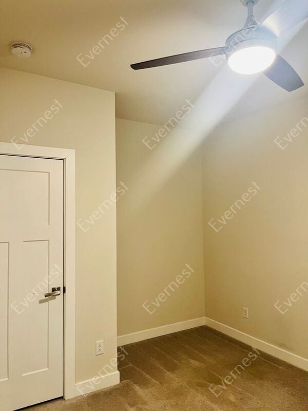 Building Photo - 9744 Katz Ln