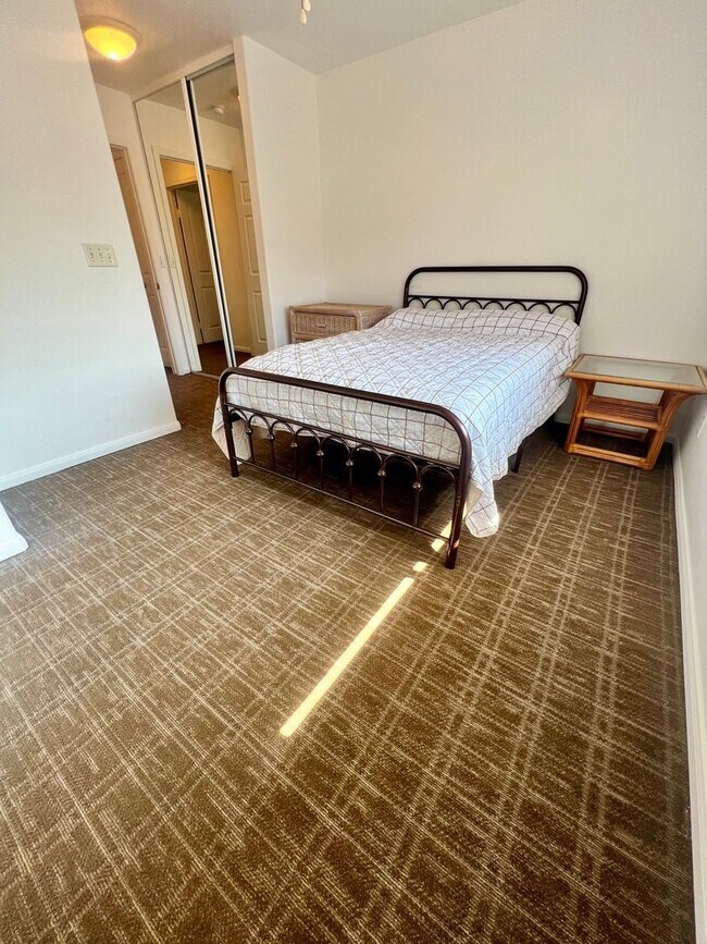 Building Photo - Furnished 3 Bedroom 2 bath Ali'i Lani Condo Top floor *Pet Friendly!