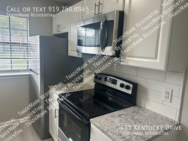 Building Photo - 415 Kentucky Dr