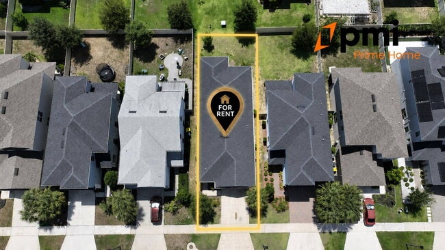 Building Photo - Charming & Spacious Home in one of Clermont’s most desirable neighborhoods.