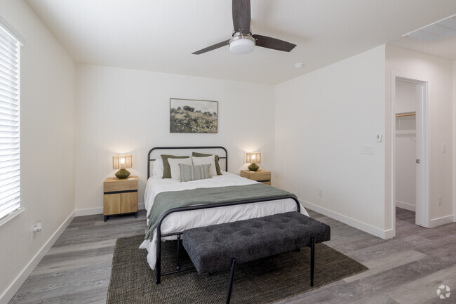 4BR, 3BA - 1,736SF - Main Bedroom - Raymond Place Townhomes