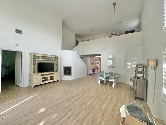 Building Photo - 27 San Rafael Ct
