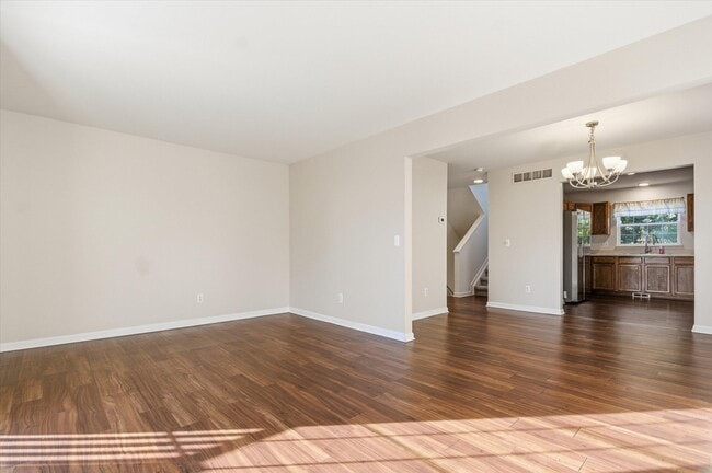 Building Photo - 6342 Trumpeter Ln