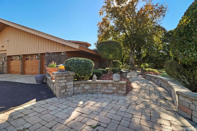 Building Photo - 58 Watergate Dr