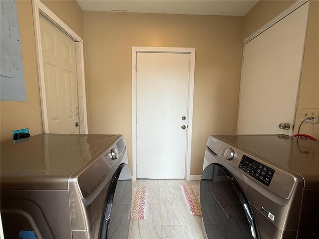 Building Photo - 5408 Ferdinand Dr