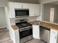 Building Photo - 839 S Wilbur Ave