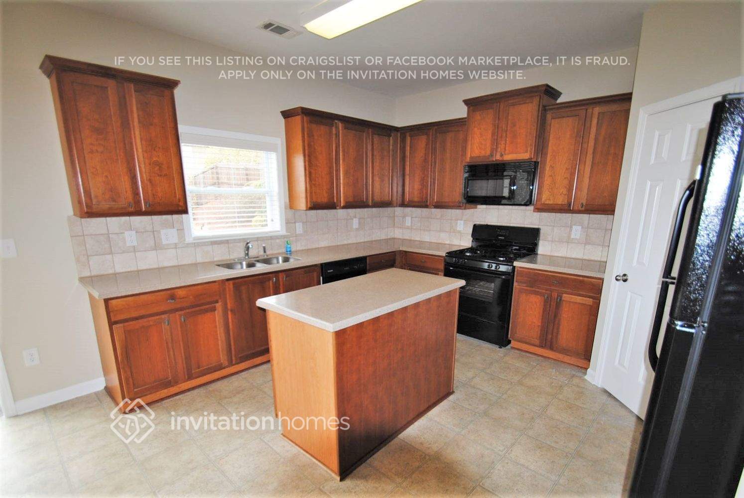 Building Photo - 5115 Fieldgate Ridge Dr
