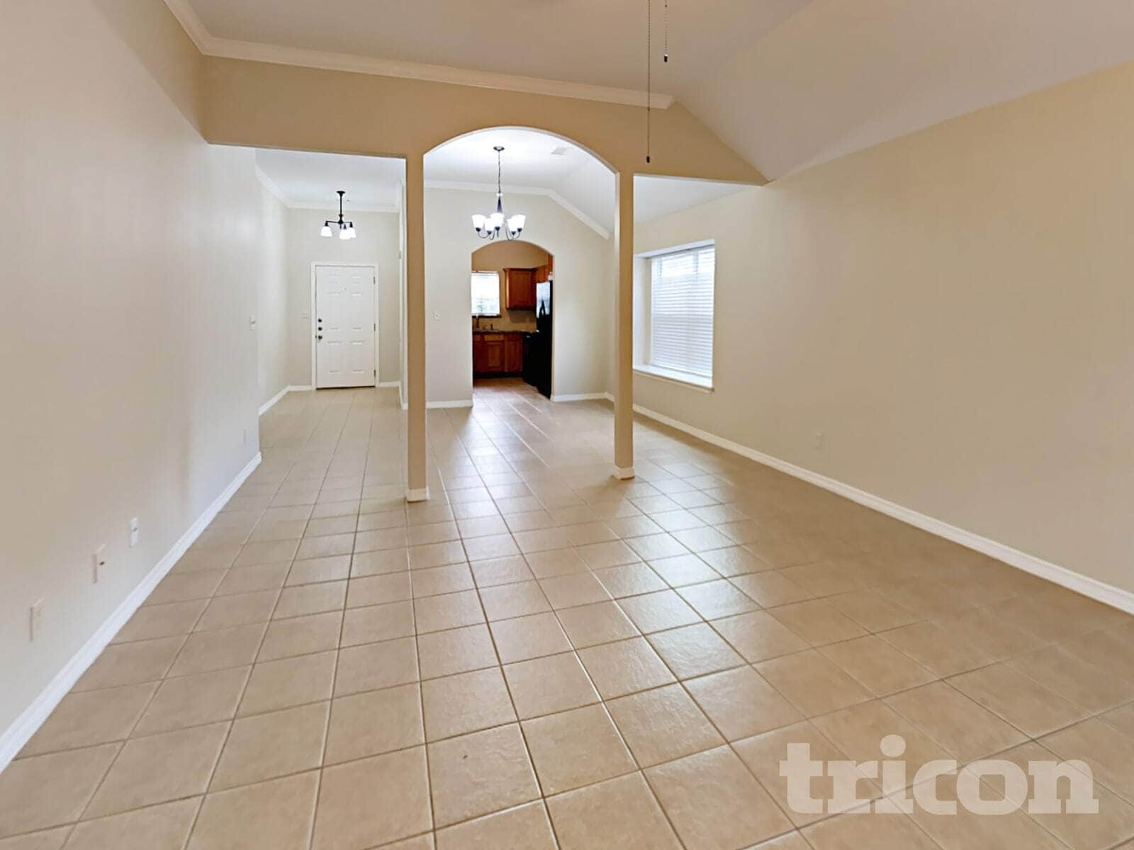 Building Photo - 1414 Ashway St