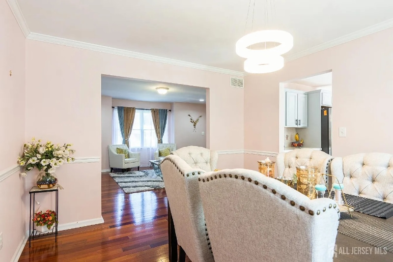 Building Photo - 1484 Osage Rd