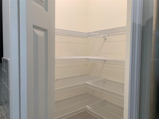 Building Photo - 289 Antis Dr