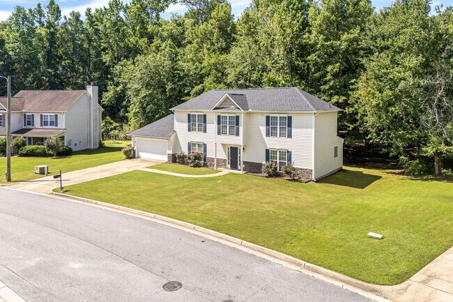 Building Photo - 4264 Live Oak Dr