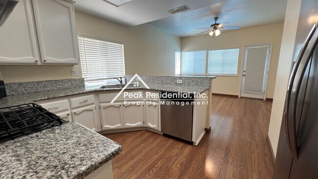 Building Photo - 402 Harlow Ct