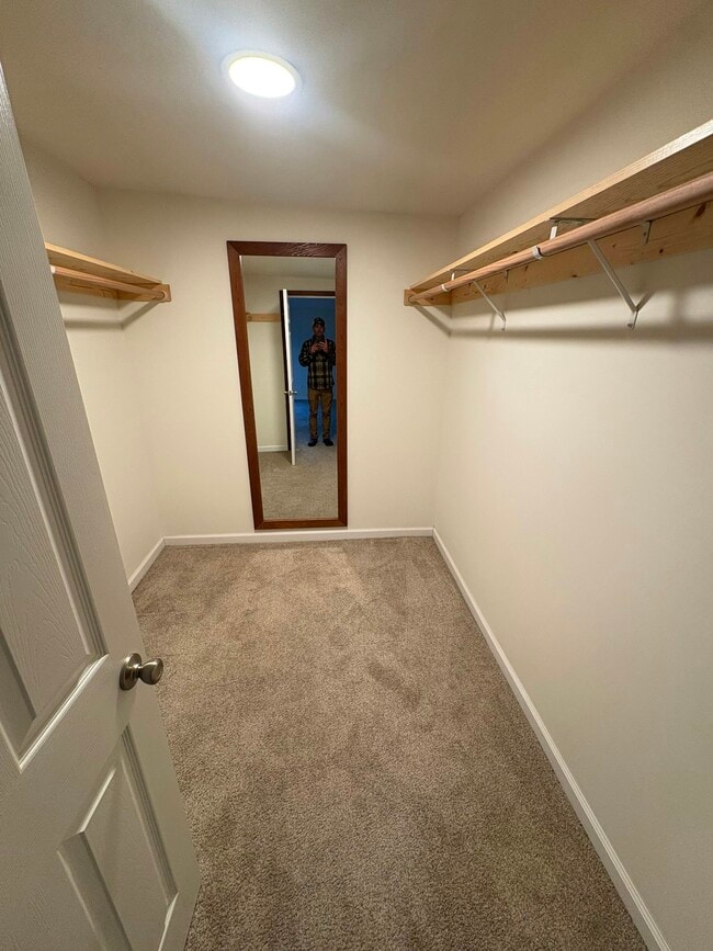 Building Photo - 1466 Janes Rd