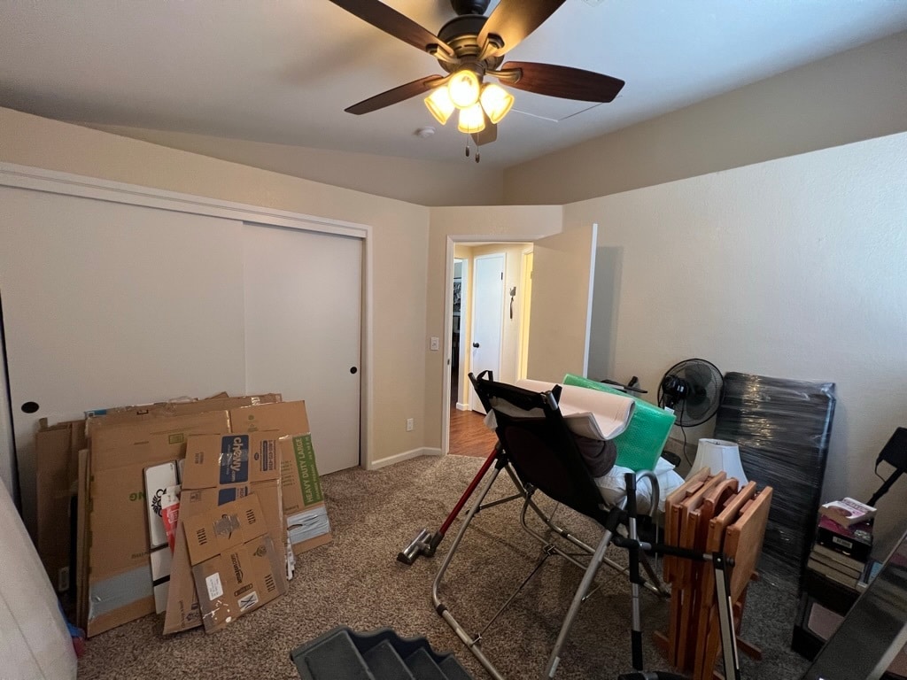 Building Photo - 212 Oak Meadow Ln