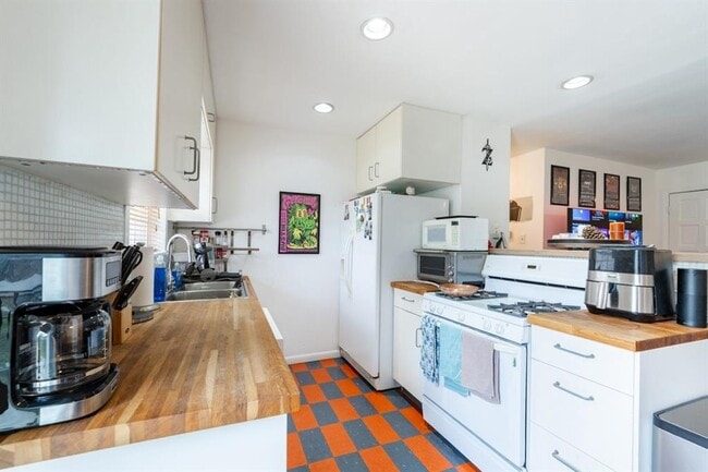 Building Photo - 4407 Terrilance Dr