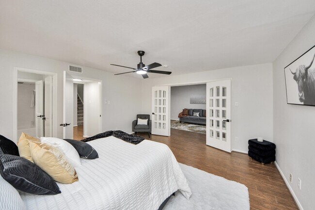 Building Photo - 18209 Vinland Dr