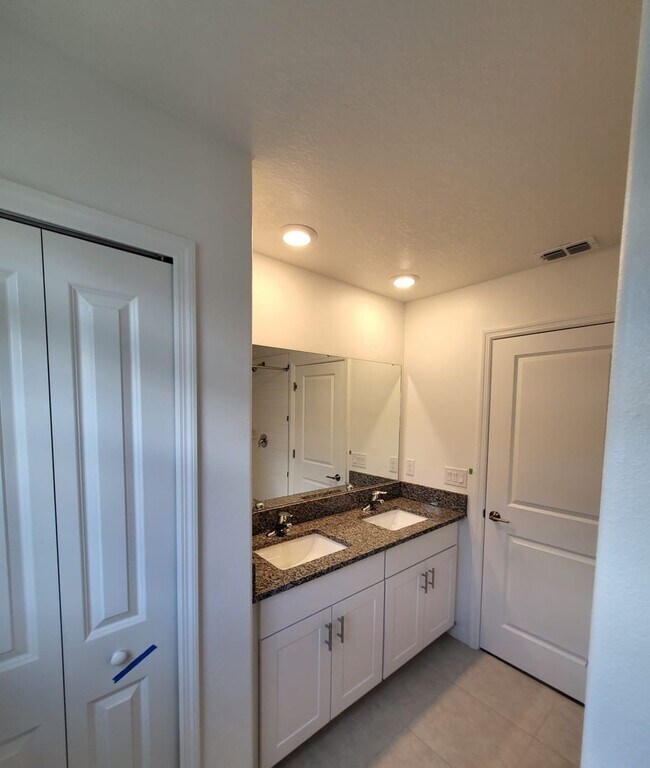 Building Photo - Available Now : 4 Bedroom 2 Bath Two Story...