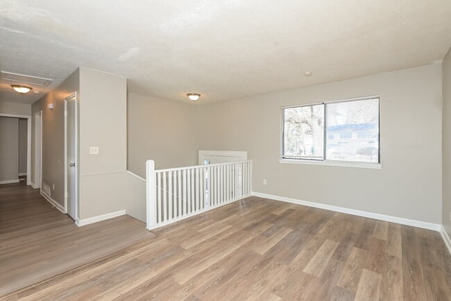 Building Photo - 4691 Big Valley Ct