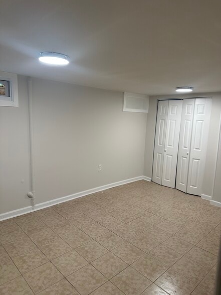 Building Photo - 3381 Horsehead S