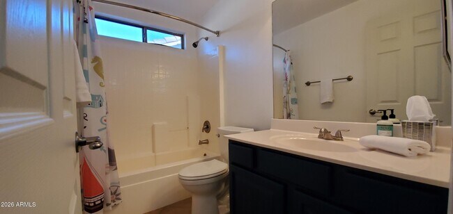 Building Photo - 4117 W Menadota Dr