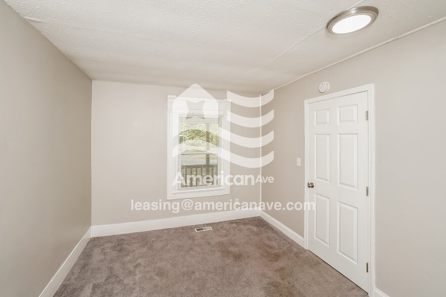 Building Photo - 1614 Arling Ave