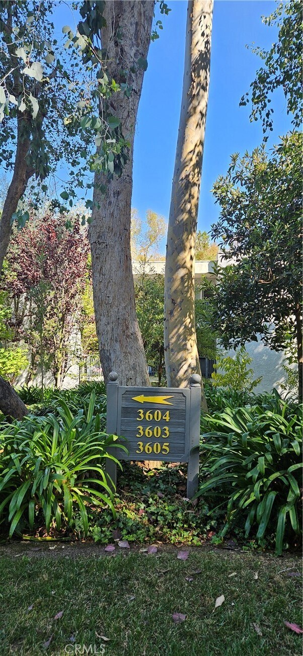 Building Photo - 3605 W Hidden Ln