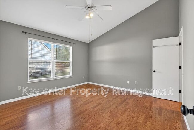 Building Photo - 220 Pheasant Point Blvd