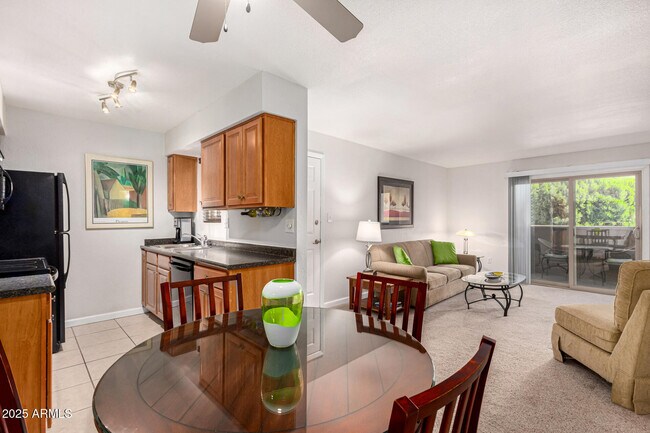 Building Photo - 5877 N Granite Reef Rd