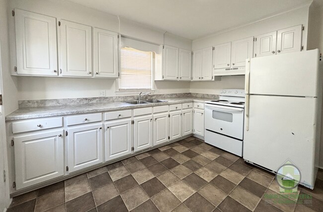 Building Photo - 113 Fowler Rd