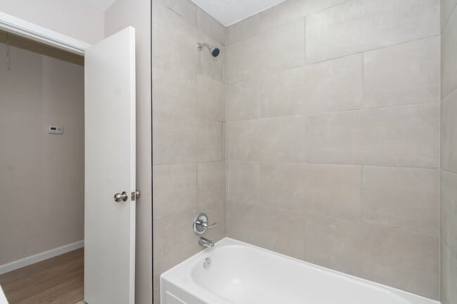 Building Photo - 16911 Bougainvilla Ln