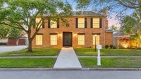 Building Photo - 8006 Albin Ln
