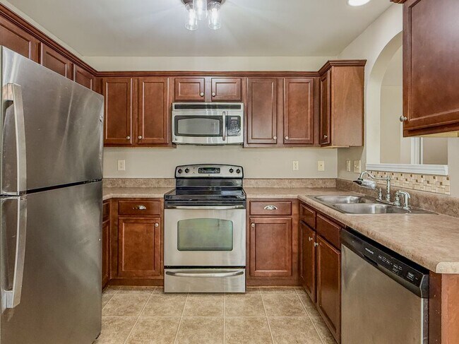 Building Photo - 1122 Emerald Ridge Dr