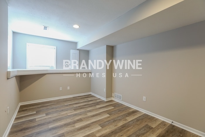 Building Photo - 1120 Meadowlark Ln