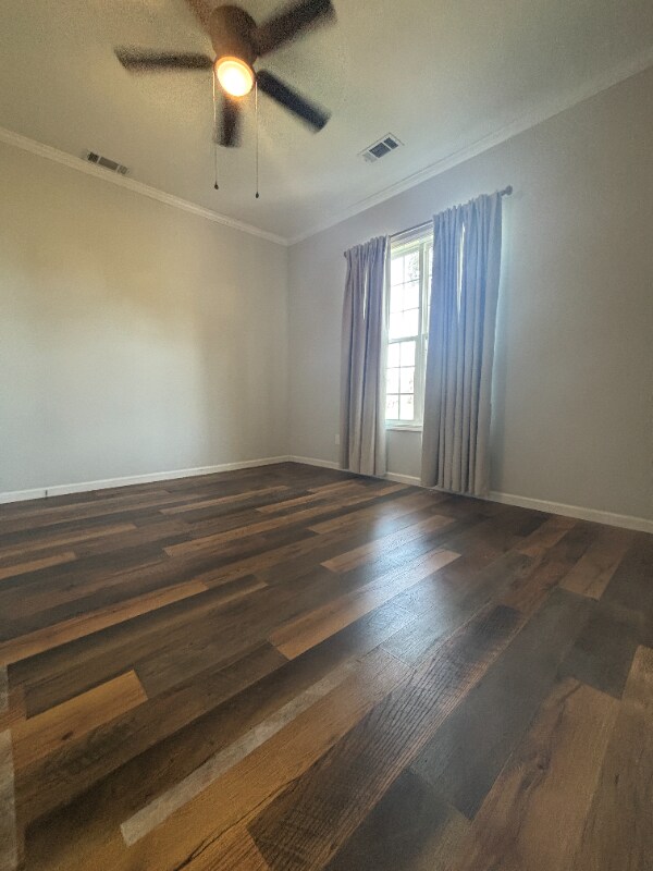 Building Photo - 318 S Woodland Heights St