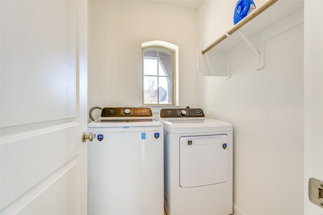 Building Photo - 27118 Berry Bright Dr