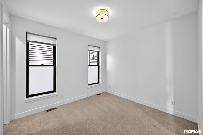 Building Photo - 1 month FREE rent RINO/3-Bed, 3.5-Bath townhouse