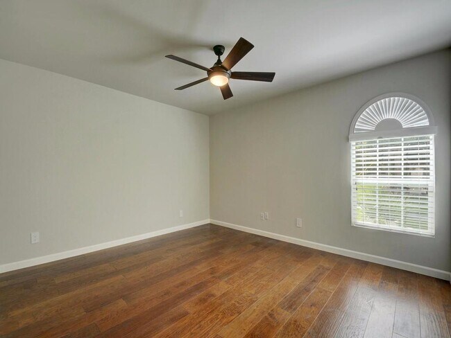 Building Photo - 3110 Red River St