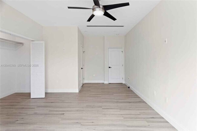 Building Photo - 1252 NW 39th St