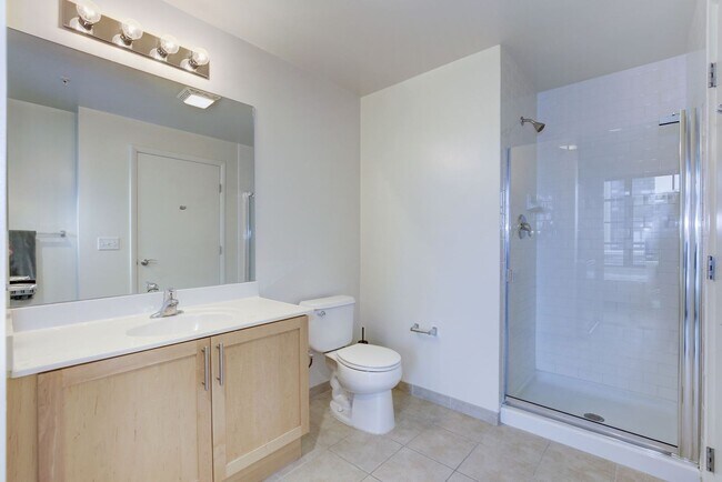 Building Photo - Luxurious Fully Furnished 2BR in the Heart of Mount Vernon Triangle!