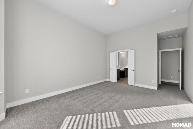 Building Photo - Spacious 4Bd/3Bath House in Little Elm